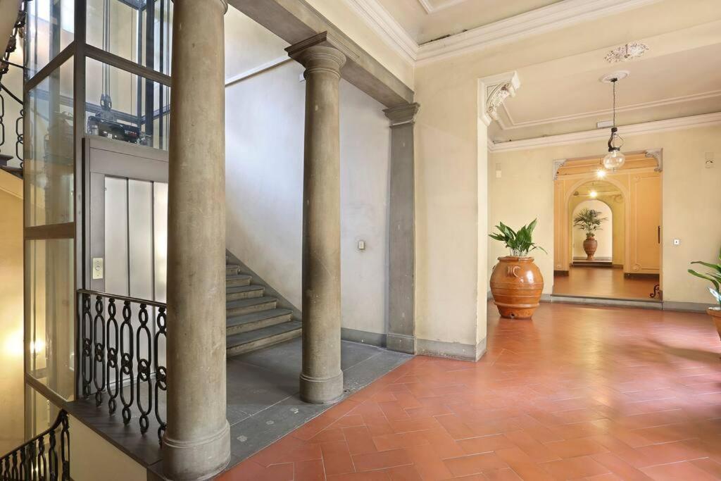 Palazzo Borghese 2 Bedroom Флоренция Экстерьер фото